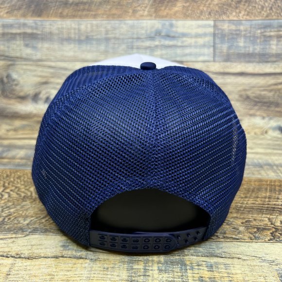 The Babysitters Club Mens Trucker Hat Blue Snapback Scholastic Books 80s Cap - Picture 5 of 8